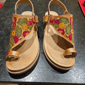 Womens Spring Step L'Artiste toe loop sandals